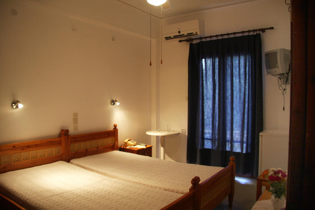 Hotel Rena Ágios Kírykos Rom bilde